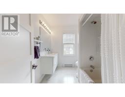 2 Central Street, St  John S, NL A1C1W1 Photo 14