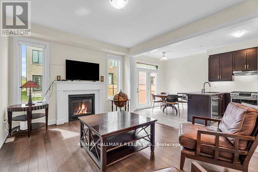 14 Eberly Woods Drive, Markham, ON photo 14