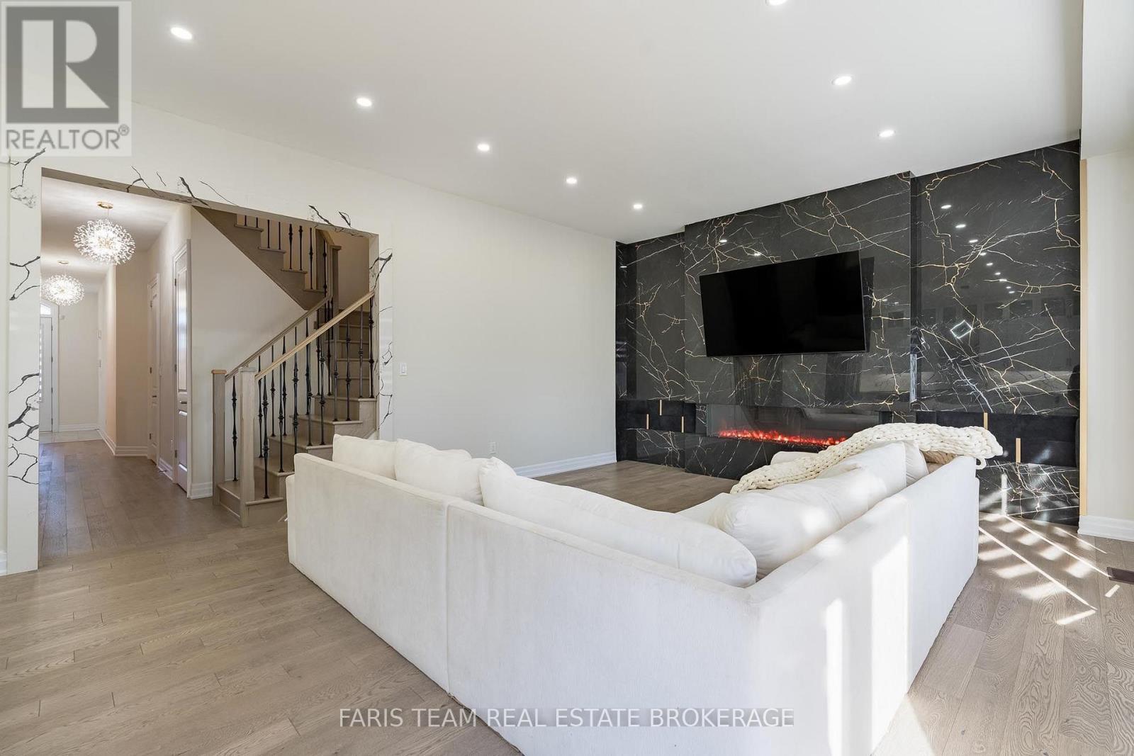 1410 BRODERICK STREET - 10