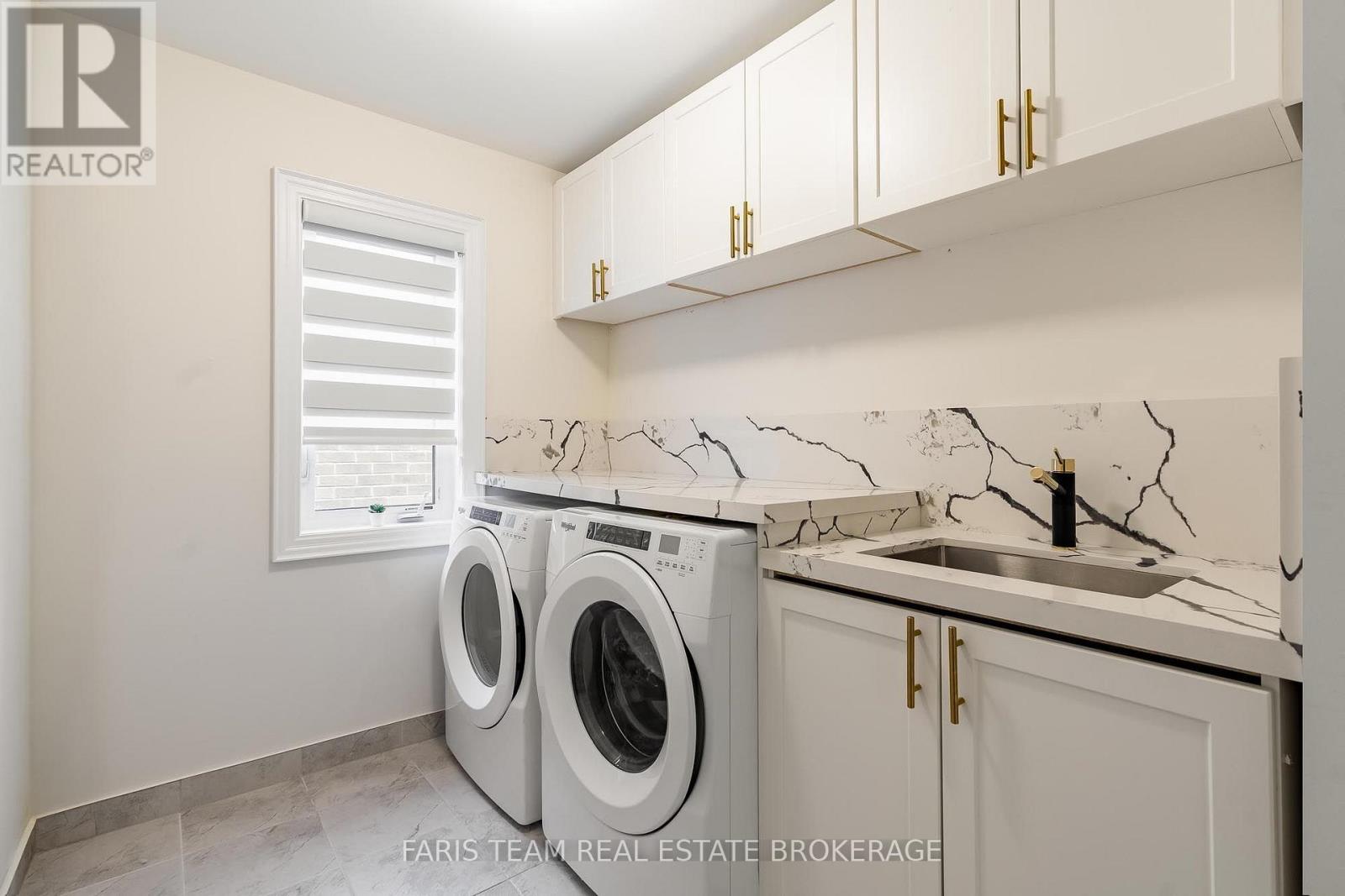 1410 Broderick Street, Innisfil photo 24