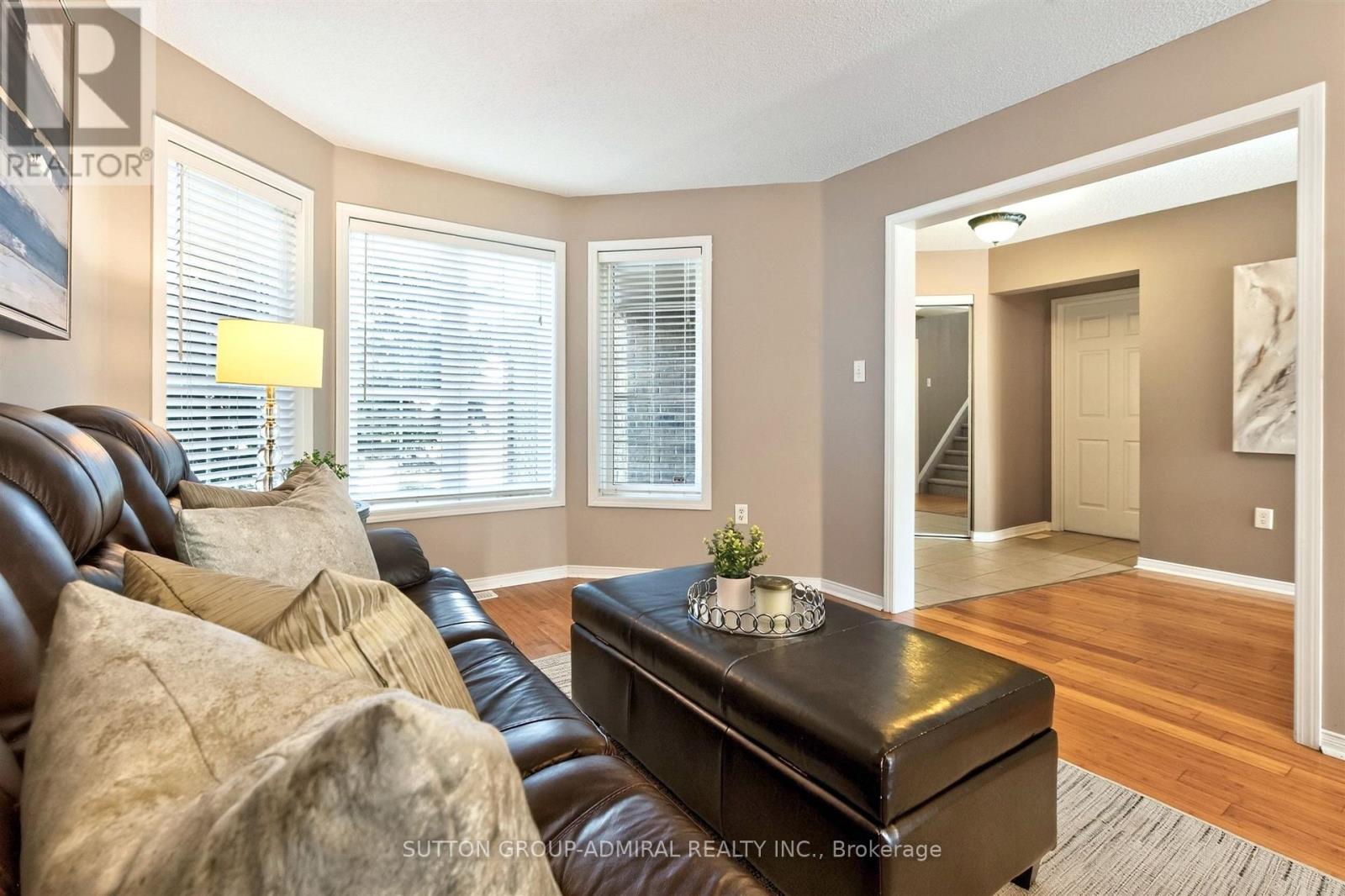 9 Patrick Drive, Barrie photo 12