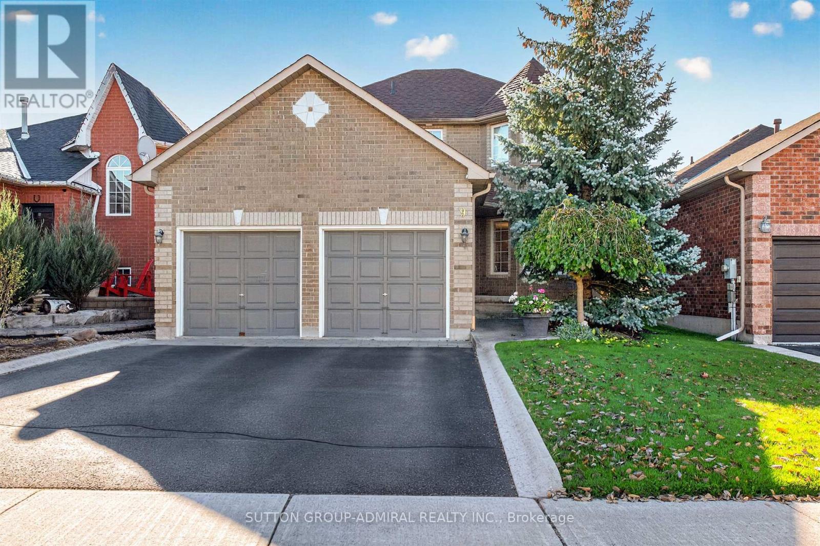 9 Patrick Drive, Barrie photo 2