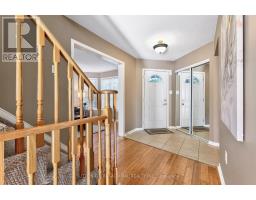 Laundry room - 9 Patrick Drive, Barrie, ON L4N5Z1 Photo 6