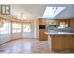4105 Wesely Street, Severn, ON L3V0V4 Photo 8