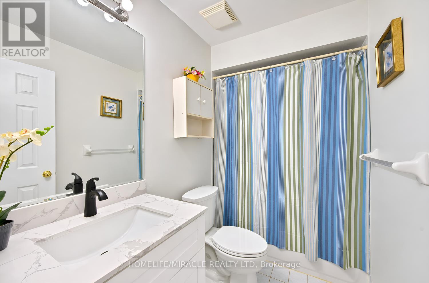 54 Starhill Crescent, Brampton, ON photo 16