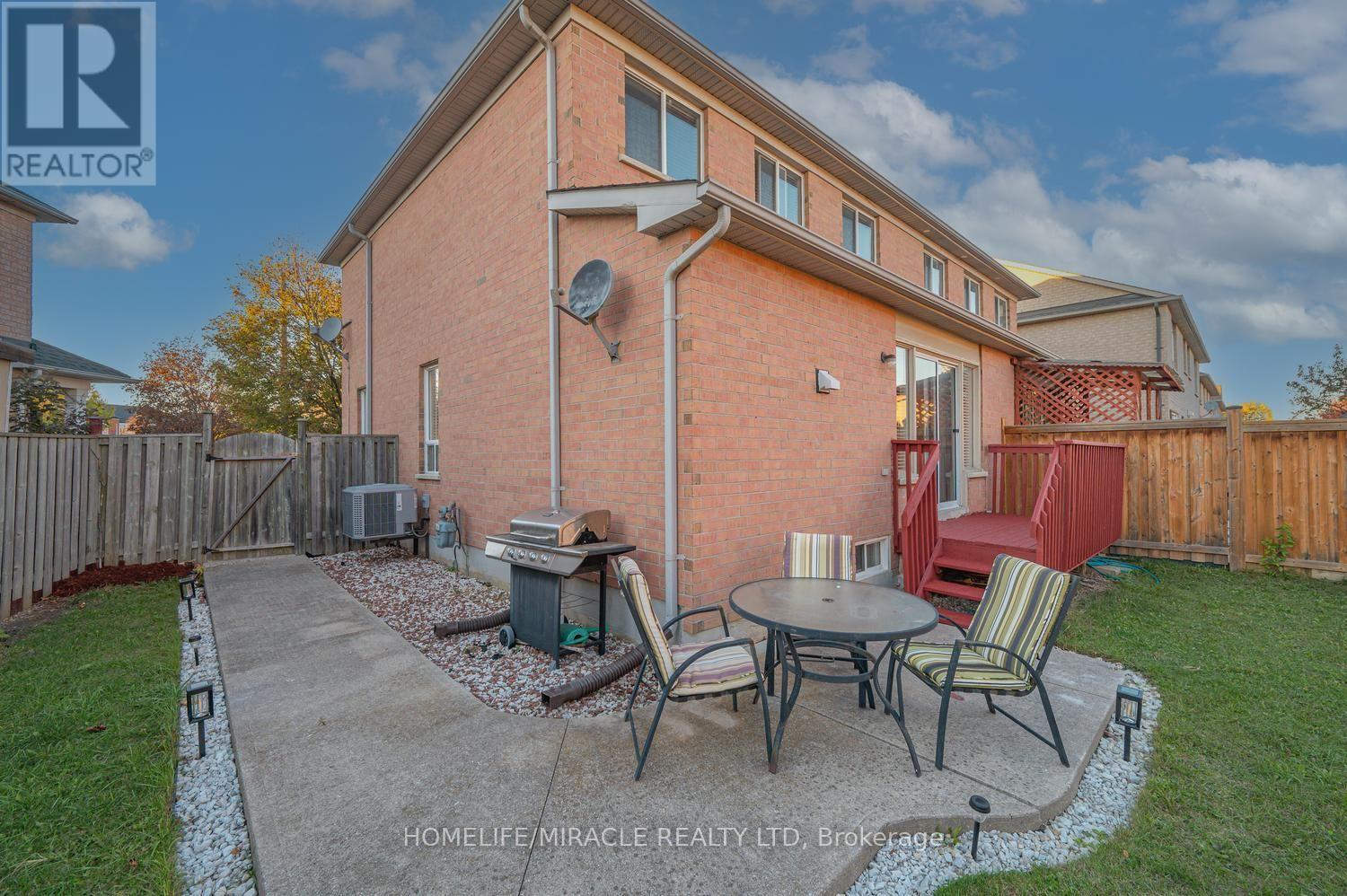 54 Starhill Crescent, Brampton, ON photo 26