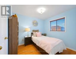 54 Starhill Crescent, Brampton, ON L6R2W1 Photo 14