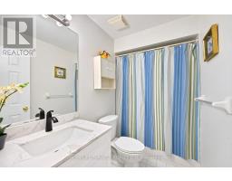 54 Starhill Crescent, Brampton, ON L6R2W1 Photo 16