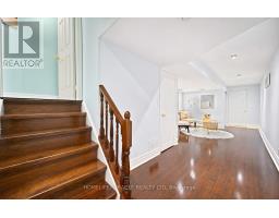 54 Starhill Crescent, Brampton, ON L6R2W1 Photo 17
