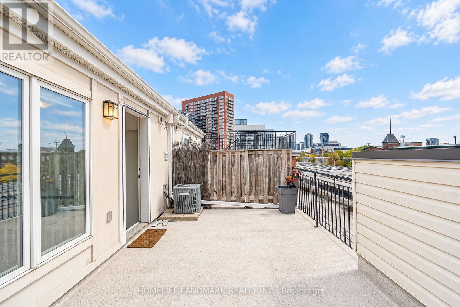 714- 10 Laidlaw Street, Toronto, ON photo 17