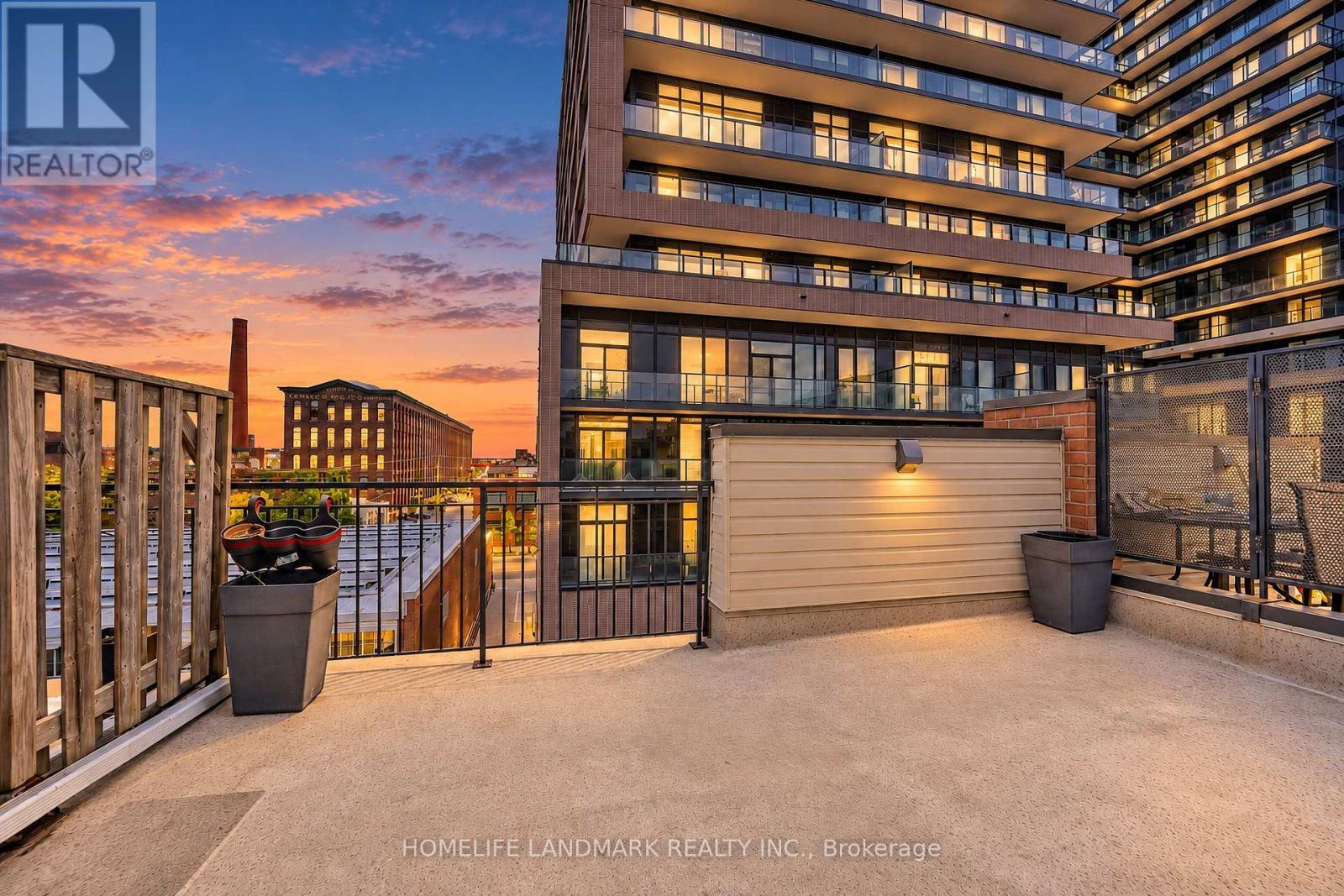 714- 10 Laidlaw Street, Toronto, ON photo 24