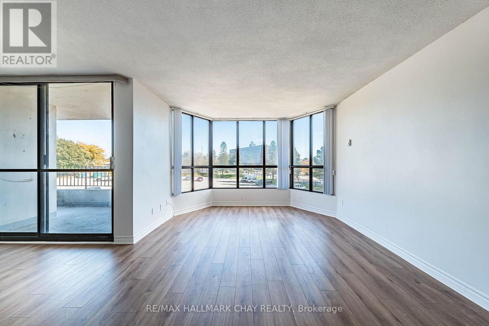 317- 1333 Bloor Street, Mississauga, ON photo 3