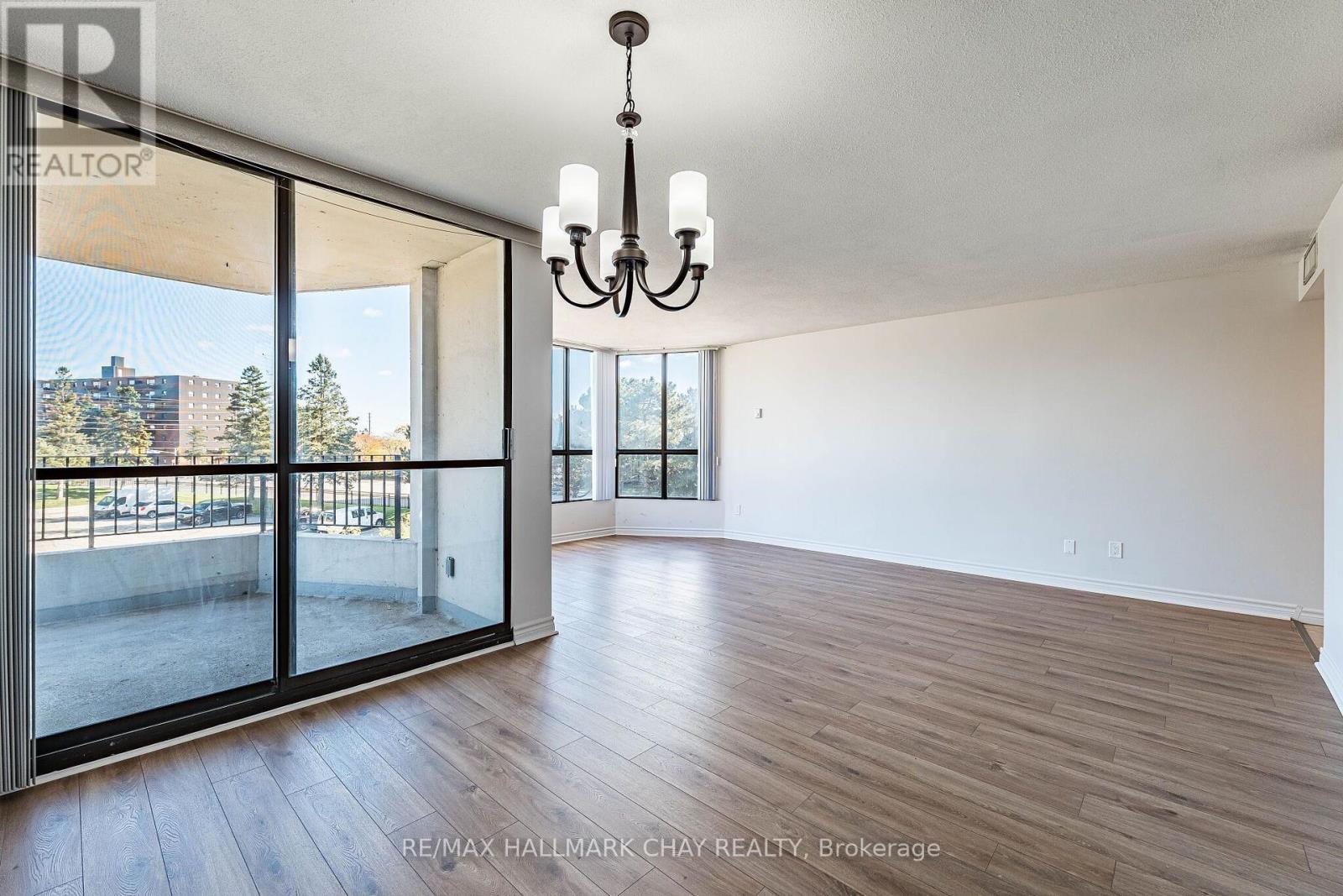 317- 1333 Bloor Street, Mississauga, ON photo 6