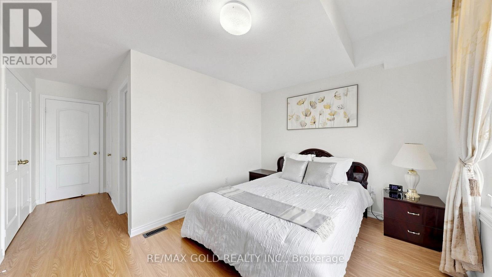 18 Kawana Road, Brampton, ON photo 24
