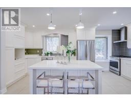 Great room - 615 Parkside Drive, Oakville, ON L6K1P6 Photo 11