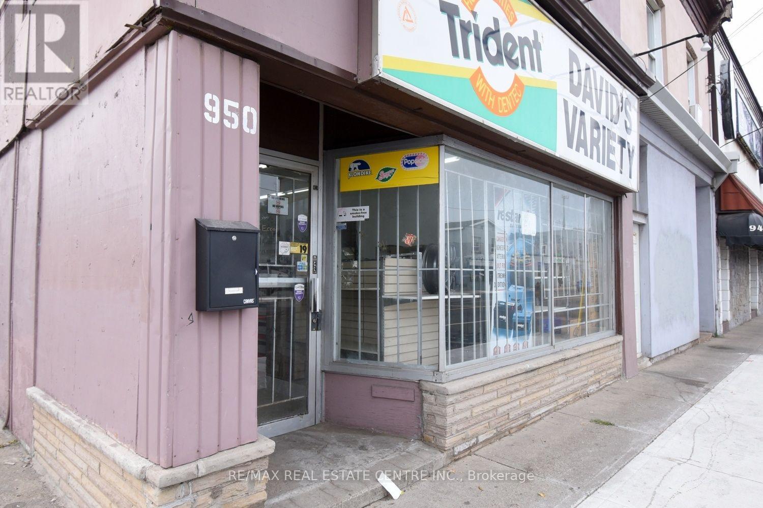 950 Barton photo 3
