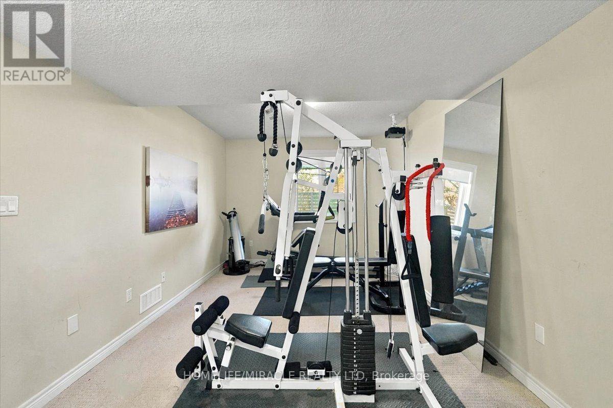 M1- 70 Willowrun Drive, Kitchener, ON photo 22
