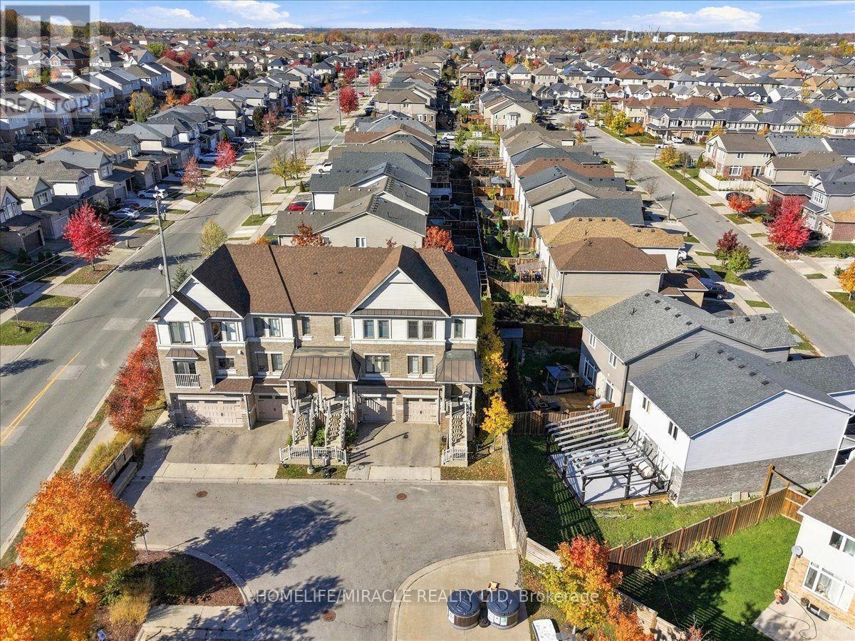 M1- 70 Willowrun Drive, Kitchener, ON photo 40