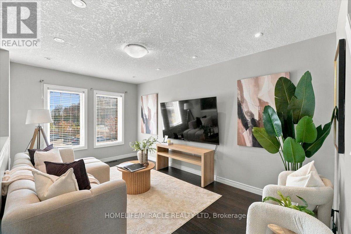 M1- 70 Willowrun Drive, Kitchener, ON photo 6