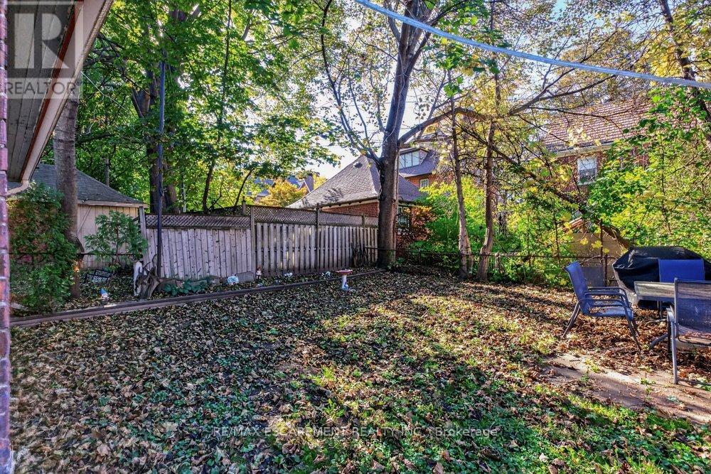 194 Delaware Avenue, Hamilton, ON photo 11