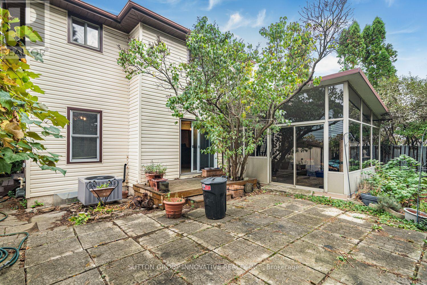 160 Birchcliffe Crescent, Hamilton, ON photo 42