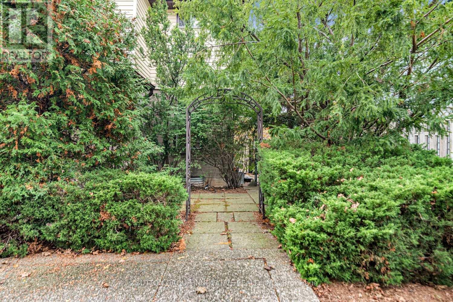 160 Birchcliffe Crescent, Hamilton, ON photo 6