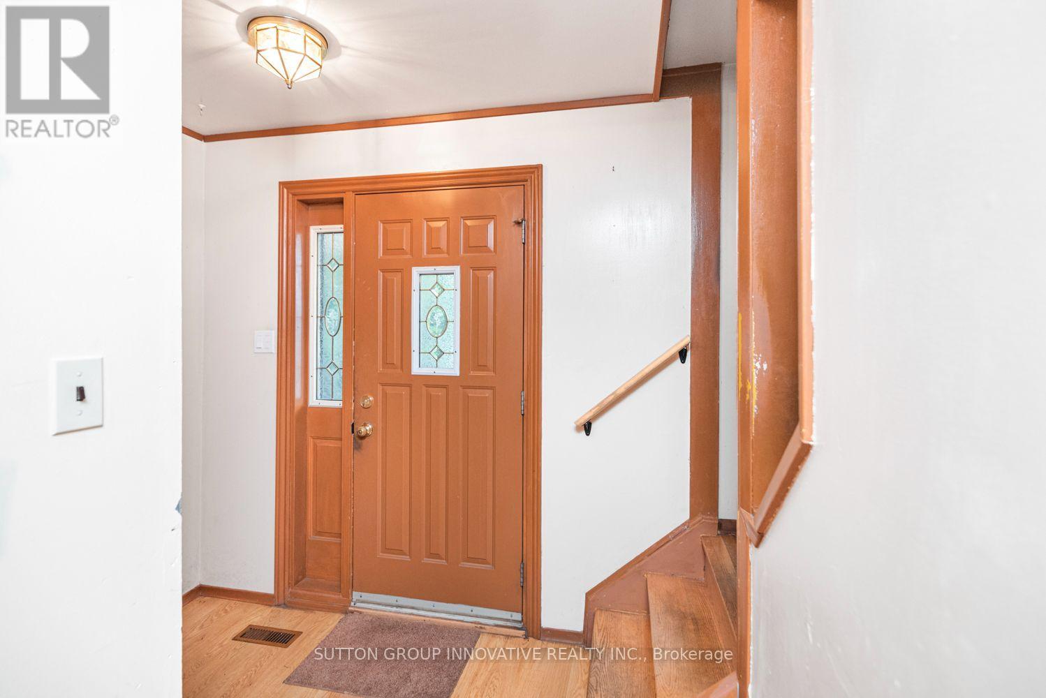 160 Birchcliffe Crescent, Hamilton, ON photo 9