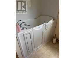 40 Golf Course Road, Bracebridge, ON P1L1M7 Photo 31