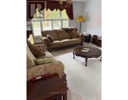 Laundry room - 40 Golf Course Road, Bracebridge, ON P1L1M7 Photo 6