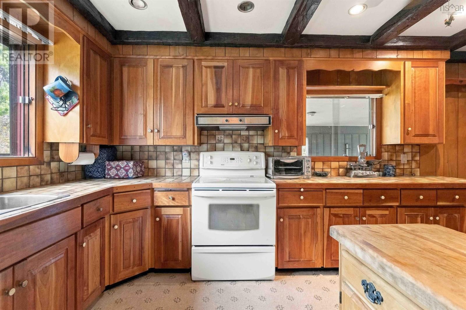 20 Hermans Island Road - 23