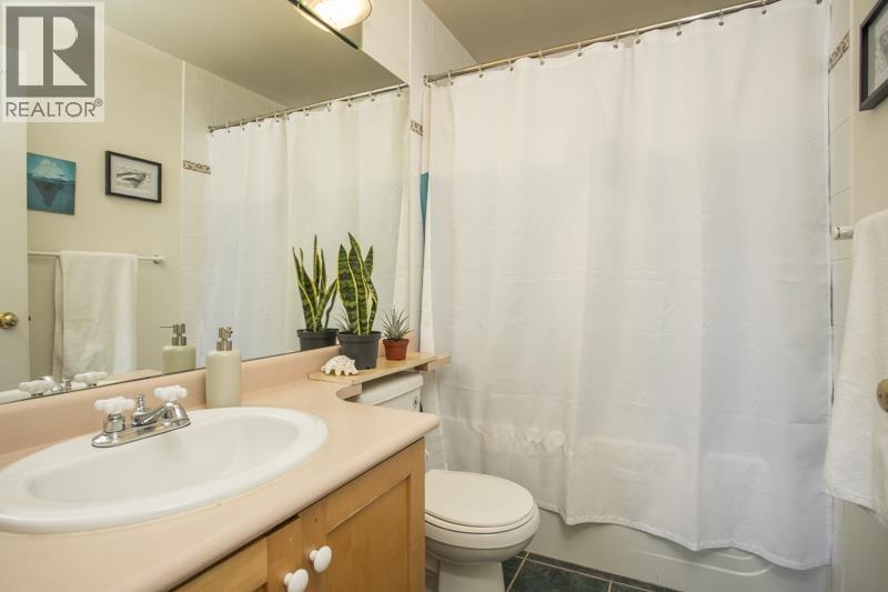 401 510 CHESTERFIELD AVENUE, North Vancouver - Image 1