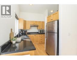 401 510 Chesterfield Avenue, North Vancouver, BC V7M2L9 Photo 8