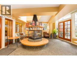 401 510 Chesterfield Avenue, North Vancouver, BC V7M2L9 Photo 28