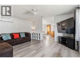 Kitchen - 25 St Jean, Dieppe, NB E1A7N1 Photo 7