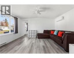 25 St Jean, Dieppe, NB E1A7N1 Photo 8