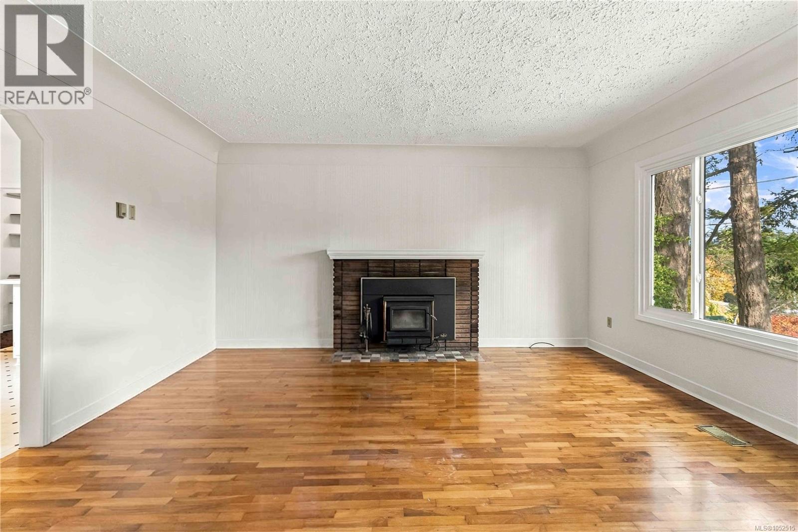  3904 Wilkinson Road, Saanich