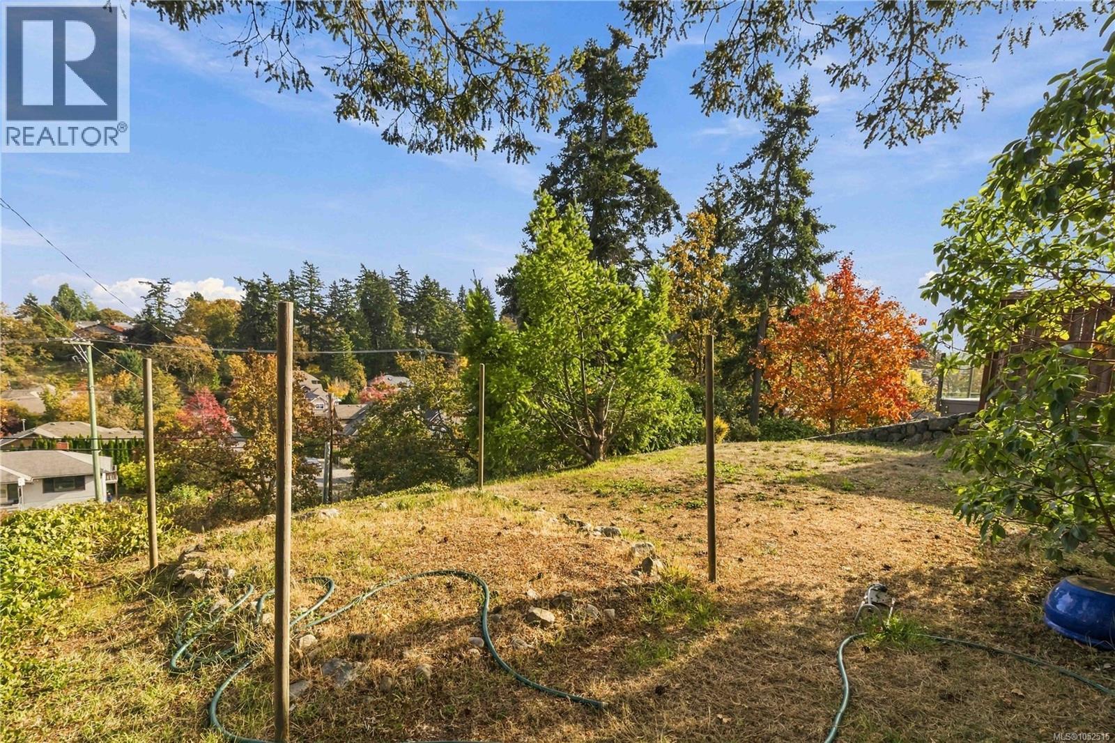  3904 Wilkinson Road, Saanich