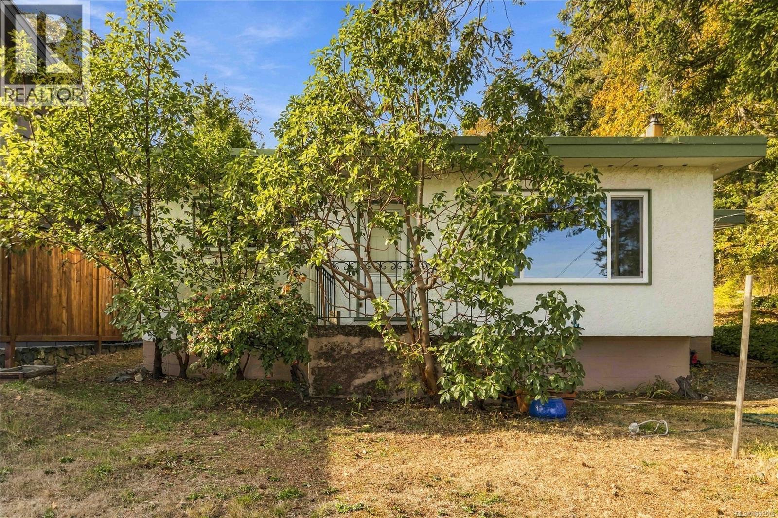 3904 Wilkinson Rd - 3