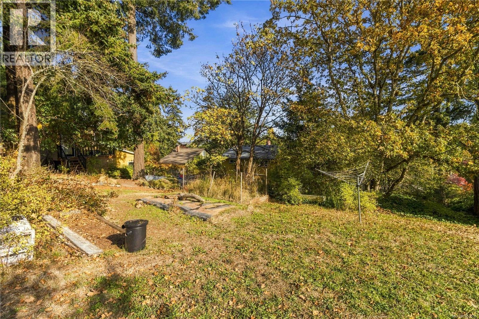 3904 Wilkinson Rd - 30