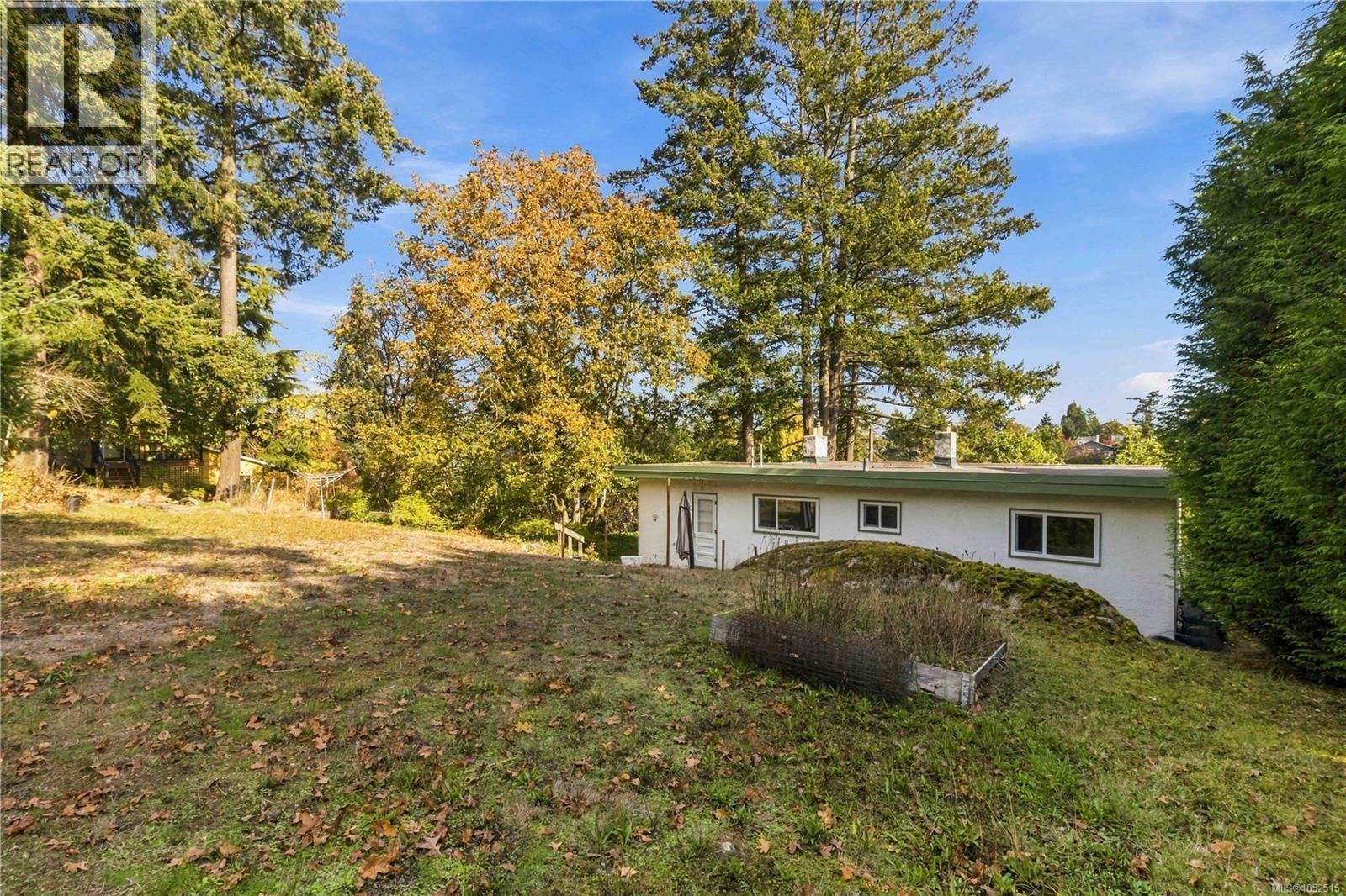  3904 Wilkinson Road, Saanich