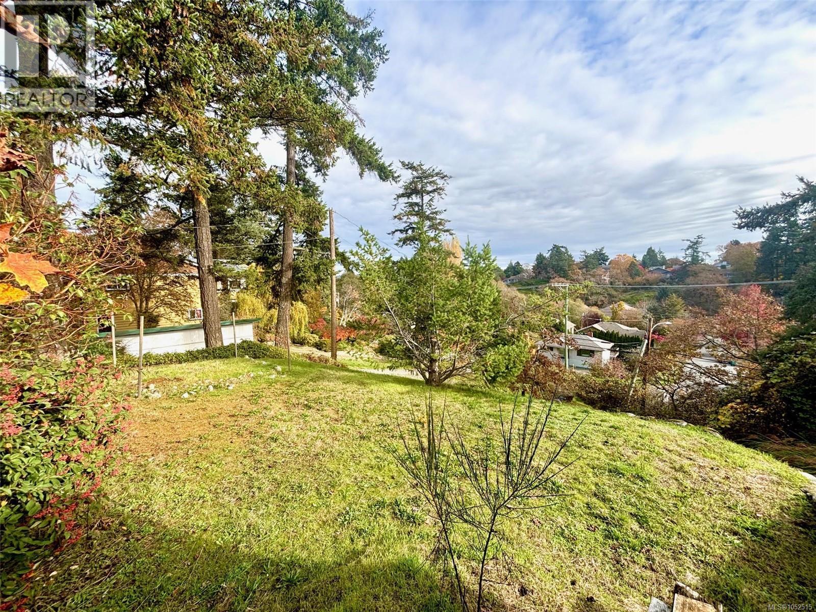  3904 Wilkinson Road, Saanich
