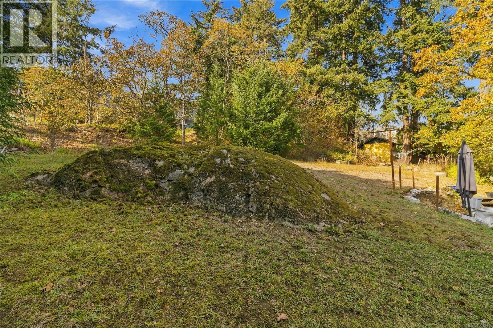  3904 Wilkinson Road, Saanich