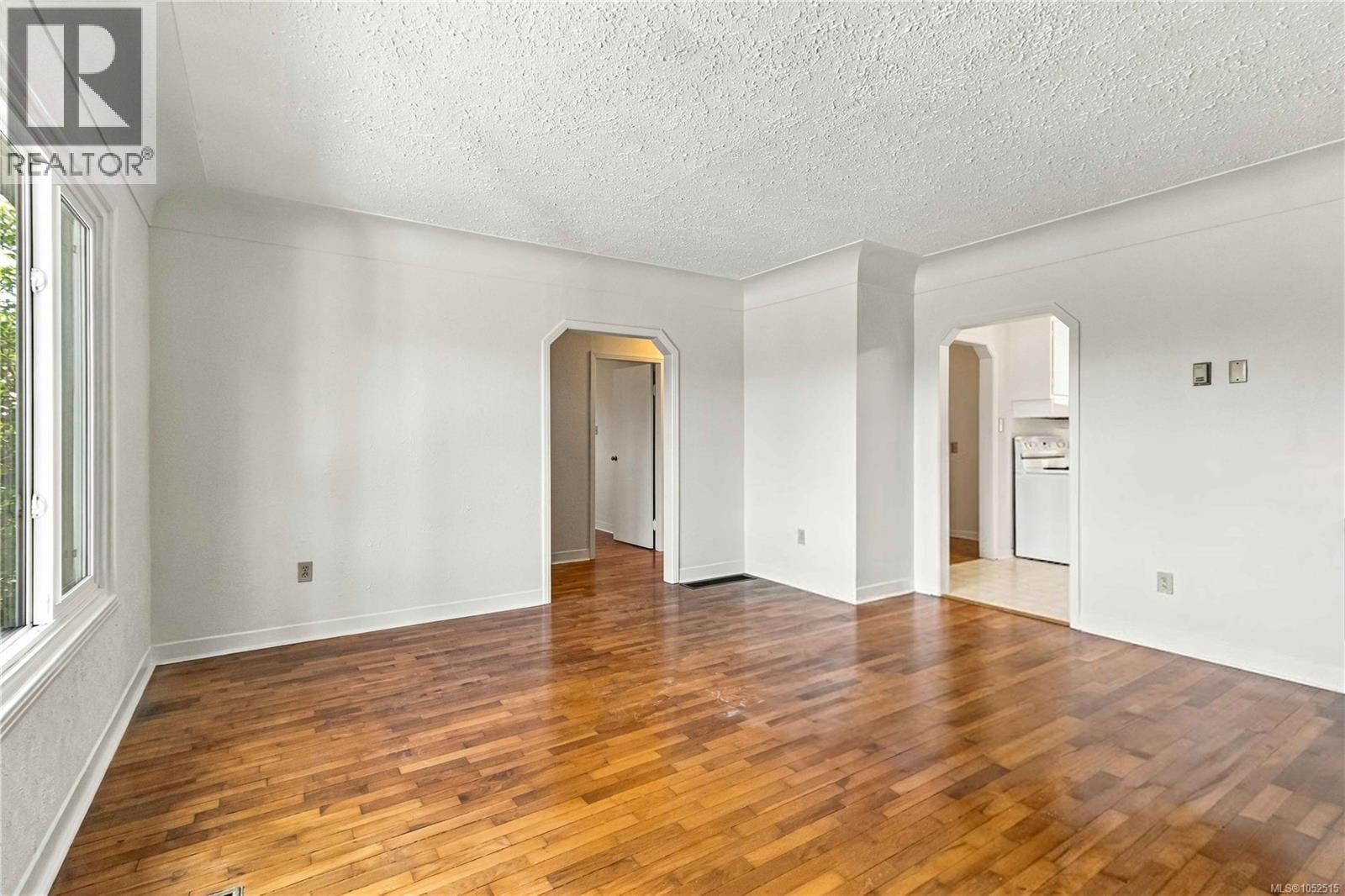  3904 Wilkinson Road, Saanich