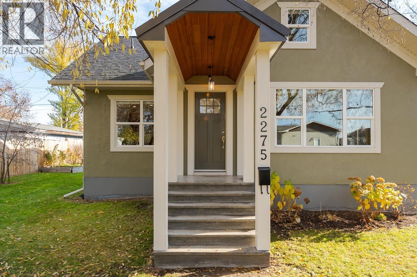2275 LAURIER CRESCENT, $650,000