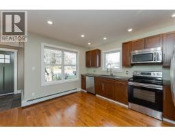 Photo 14 of 38, 2275 LAURIER CRESCENT · Prince George, BC
