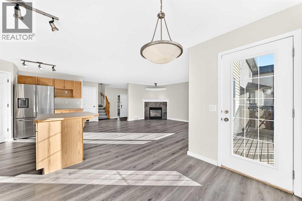 531 Stonegate Road NW, Airdrie — photo 12