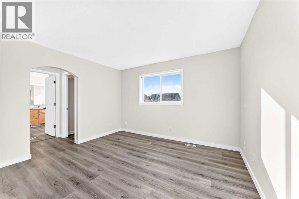 531 Stonegate Road NW, Airdrie — photo 24