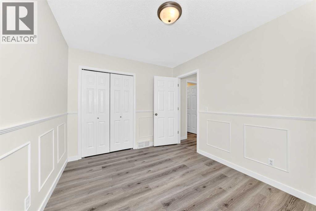 531 Stonegate Road NW, Airdrie — photo 35