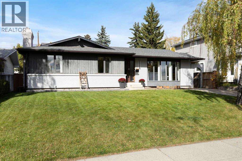 2320 58 Avenue SW, Calgary — photo 8