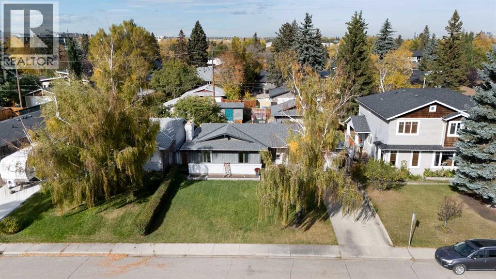 2320 58 Avenue SW, Calgary